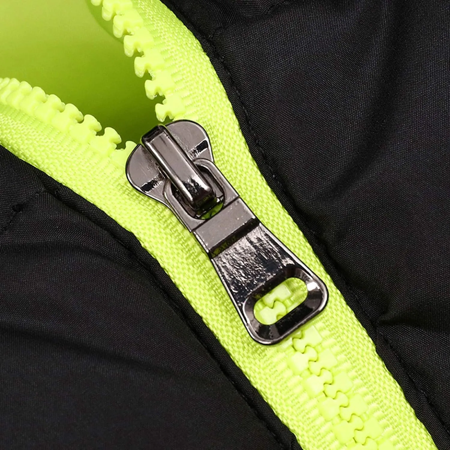 Dgoopd Warm Puffer Jacket Men Lightweight Winter Down Coats Quilted Stand Collar Puffer Jacket Fashion Zipper Puffer Coat