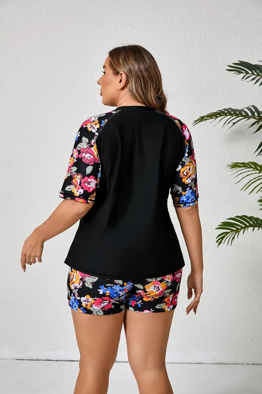 Women's Plus Size Two Piece Short Sleeve Rash Guard Sets with Built in Bra UPF50  Swim Shirt Top and Shorts