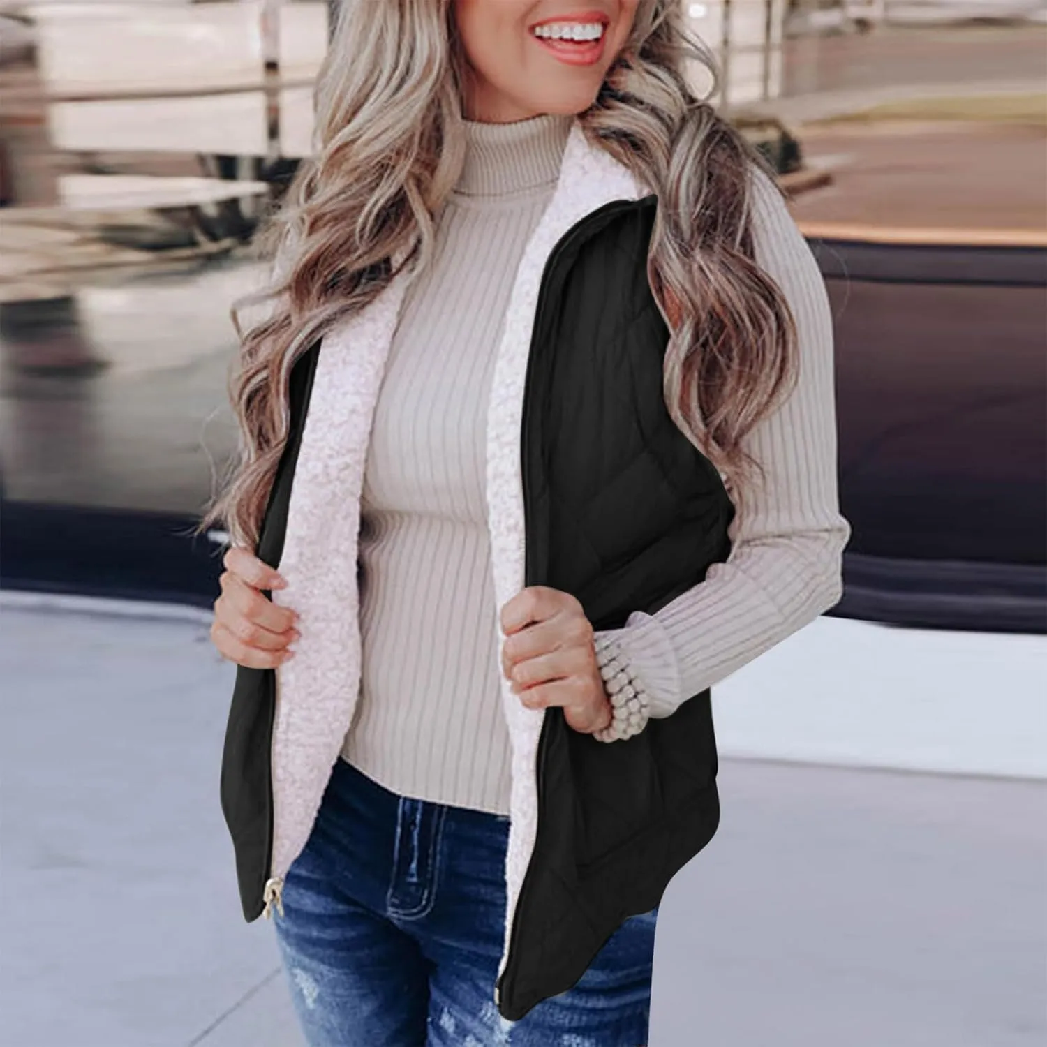 Women's Winter Quilted Vest Sherpa Sherpa Lined Zip Up Puffer Vest Jacket Sleeveless Outerwear Coats with Pockets