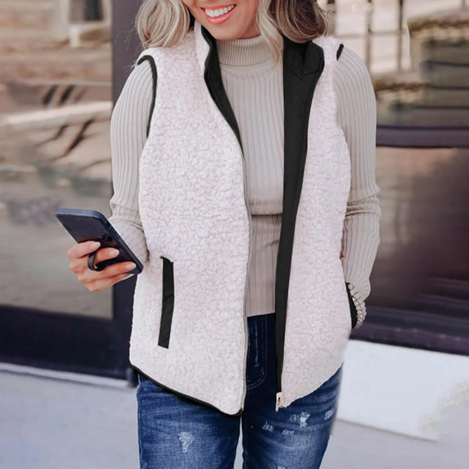 Women's Winter Quilted Vest Sherpa Sherpa Lined Zip Up Puffer Vest Jacket Sleeveless Outerwear Coats with Pockets