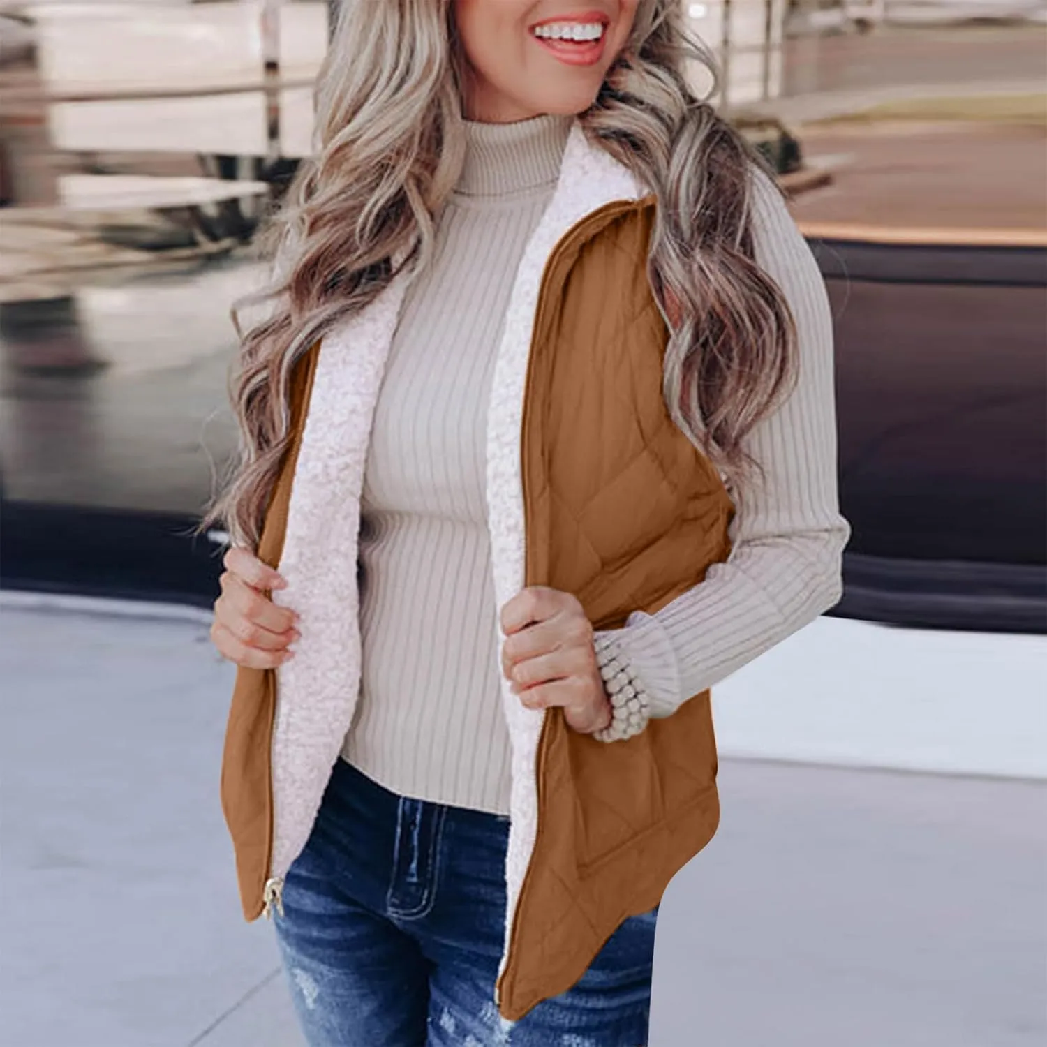 Women's Winter Quilted Vest Sherpa Sherpa Lined Zip Up Puffer Vest Jacket Sleeveless Outerwear Coats with Pockets